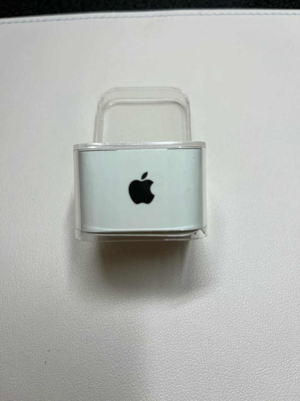 Apple iPod shuffle - 2GB (2015 - 4th generation) - Picture 3 of 8
